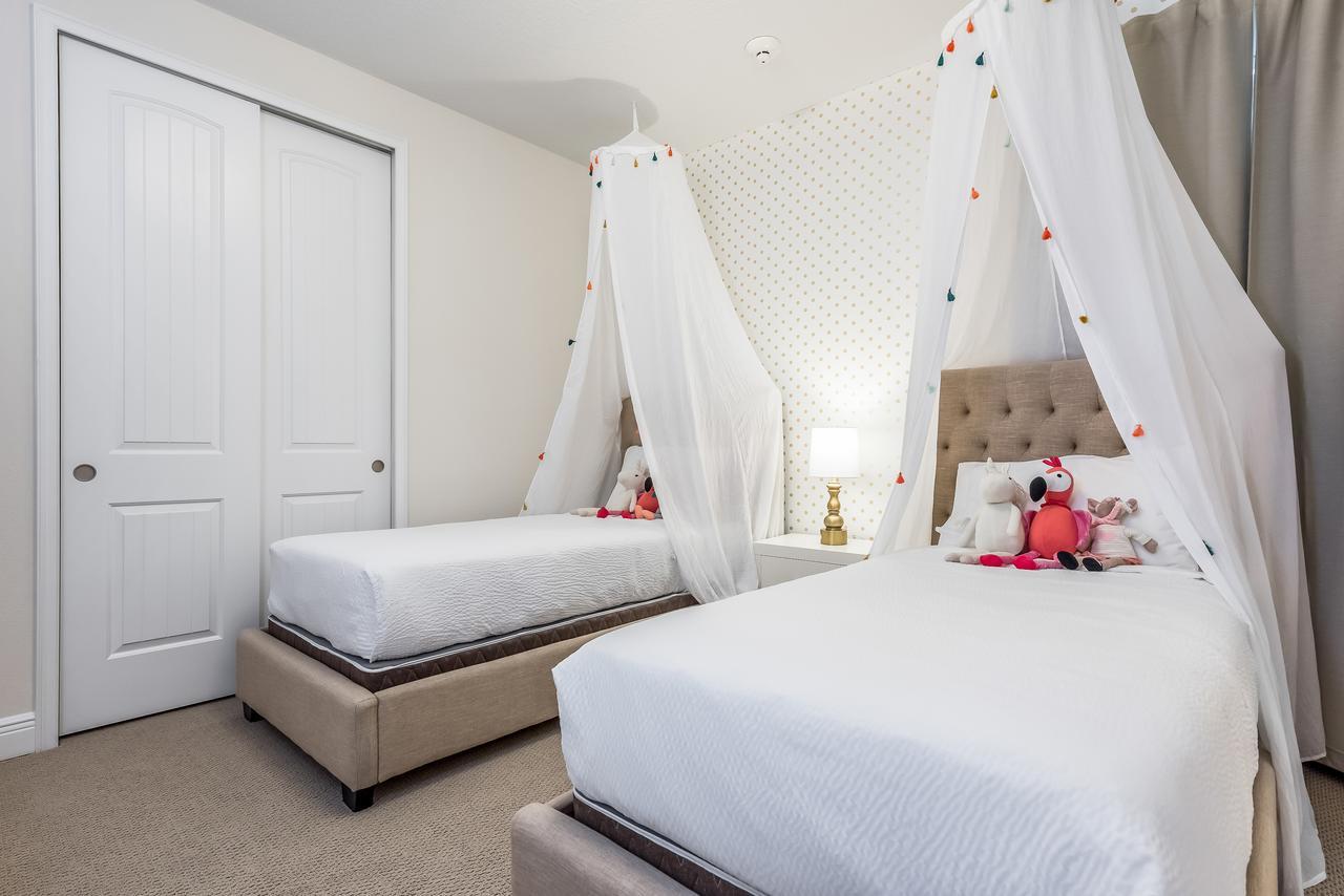 Exquisite Home With Media Room & Games Near Disney By Rentyl - 7600M Орландо Екстер'єр фото